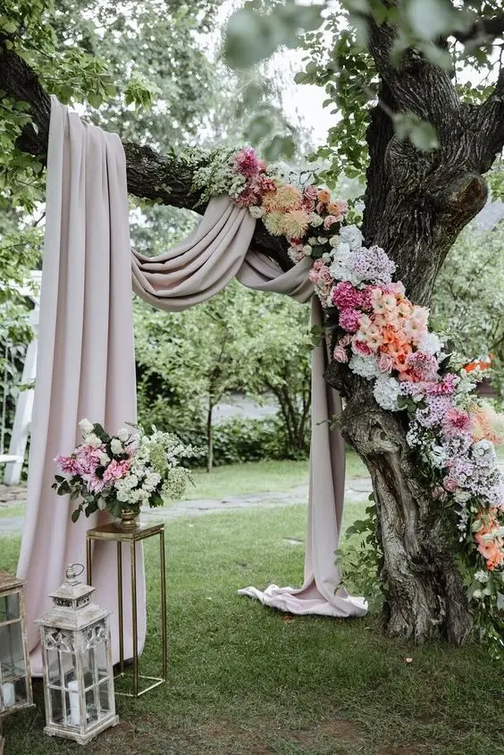 dekorasi wedding outdoor